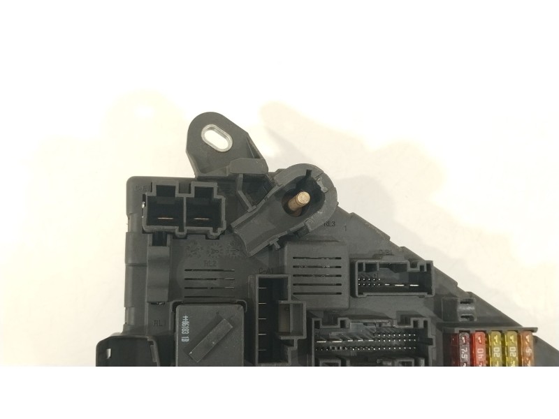 Recambio de caja reles / fusibles para bmw 5 (e60) 530 d referencia OEM IAM 6906618 S189S6040 6906619