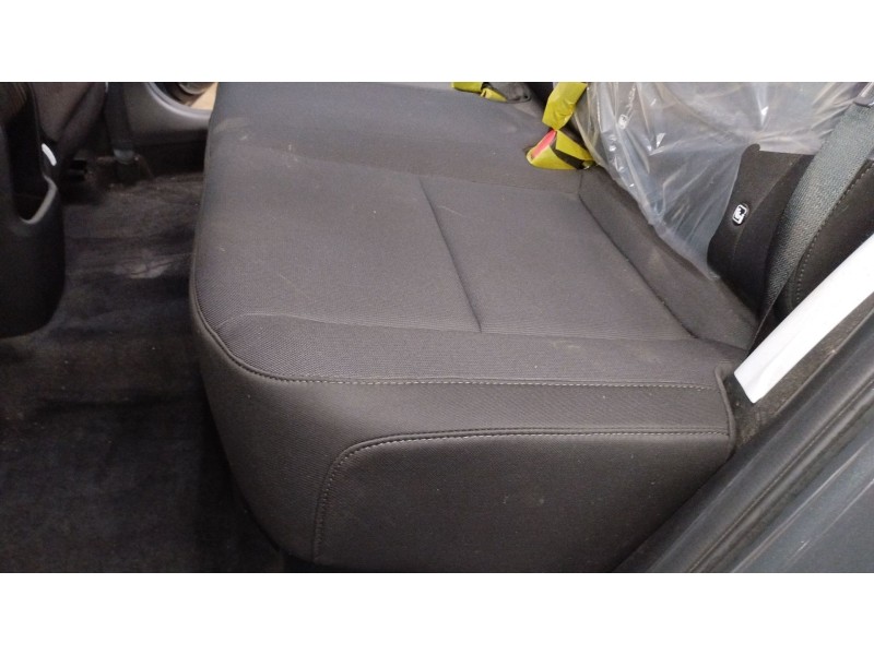 Recambio de asientos traseros para hyundai kona (os, ose, osi) 1.6 gdi hybrid referencia OEM IAM 89150DF000  