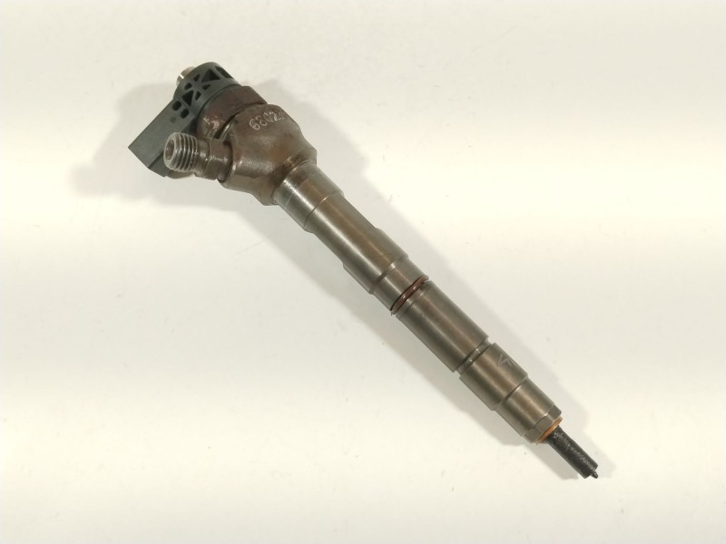 Recambio de inyector para seat leon sc (5f5) style referencia OEM IAM 04L130277E 0445110475 