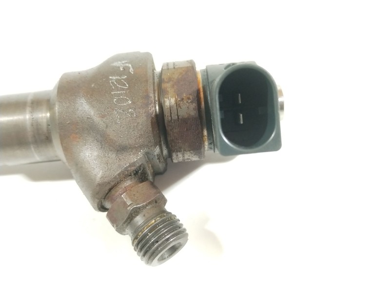 Recambio de inyector para seat leon sc (5f5) style referencia OEM IAM 04L130277E 0445110475 