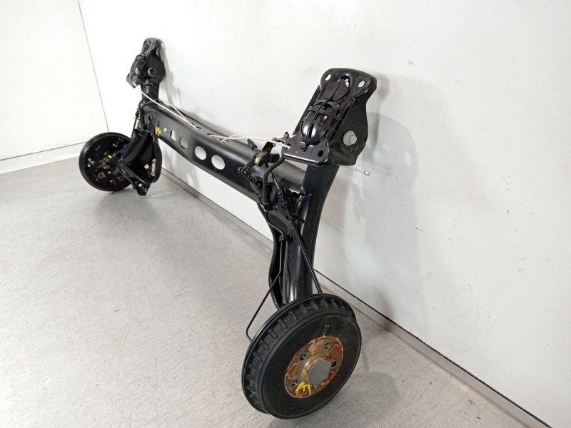 Recambio de puente trasero para seat ibiza (kj1) fr referencia OEM IAM 2Q0501058  