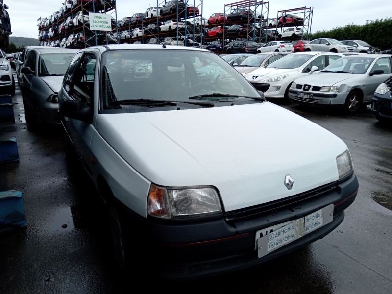 renault clio i (b/c57_, 5/357_) del año 1992