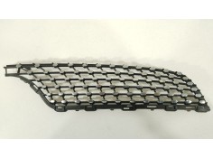 Recambio de rejilla delantera para mercedes-benz clase a (w176) a 200 (176.043) referencia OEM IAM A1768881660 11279981 