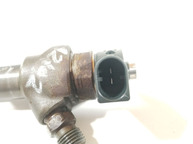 Recambio de inyector para seat leon sc (5f5) style referencia OEM IAM 04L130277E 0445110475 
