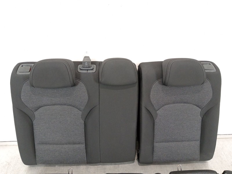 Recambio de asientos traseros para hyundai i30 (pde, pd, pden) 1.5 referencia OEM IAM 89150G4000  
