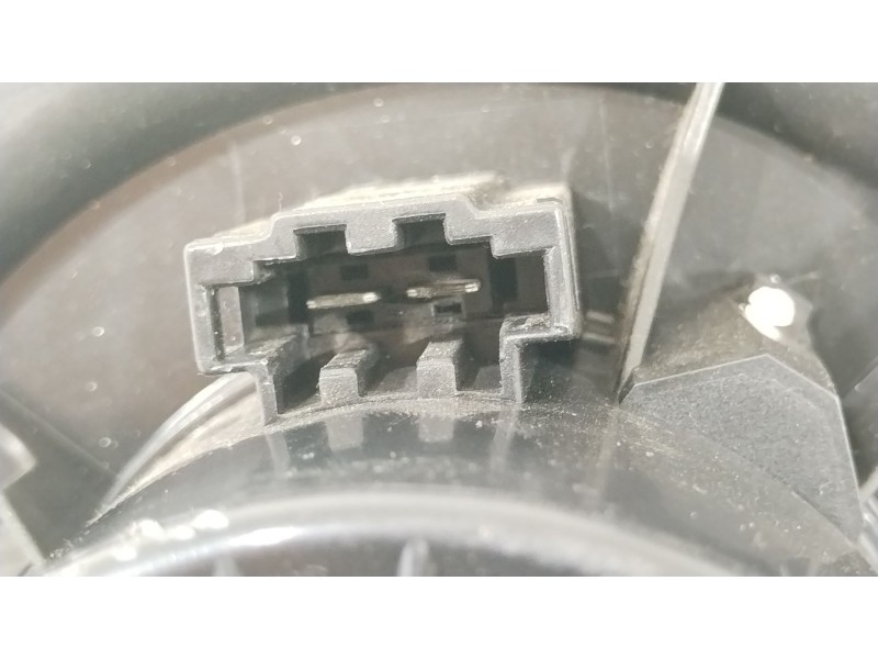 Recambio de ventilador calefaccion para seat ibiza iv sc (6j1, 6p5) 1.4 tdi referencia OEM IAM 6R1819015  