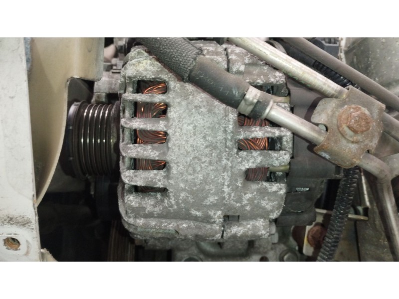 Recambio de alternador para peugeot 208 i (ca_, cc_) 1.4 hdi referencia OEM IAM 9678048880 TG15C189 