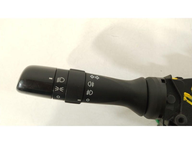 Recambio de mando luces para toyota yaris (_p13_) 1.5 hybrid (nhp130_) referencia OEM IAM 841400D300  