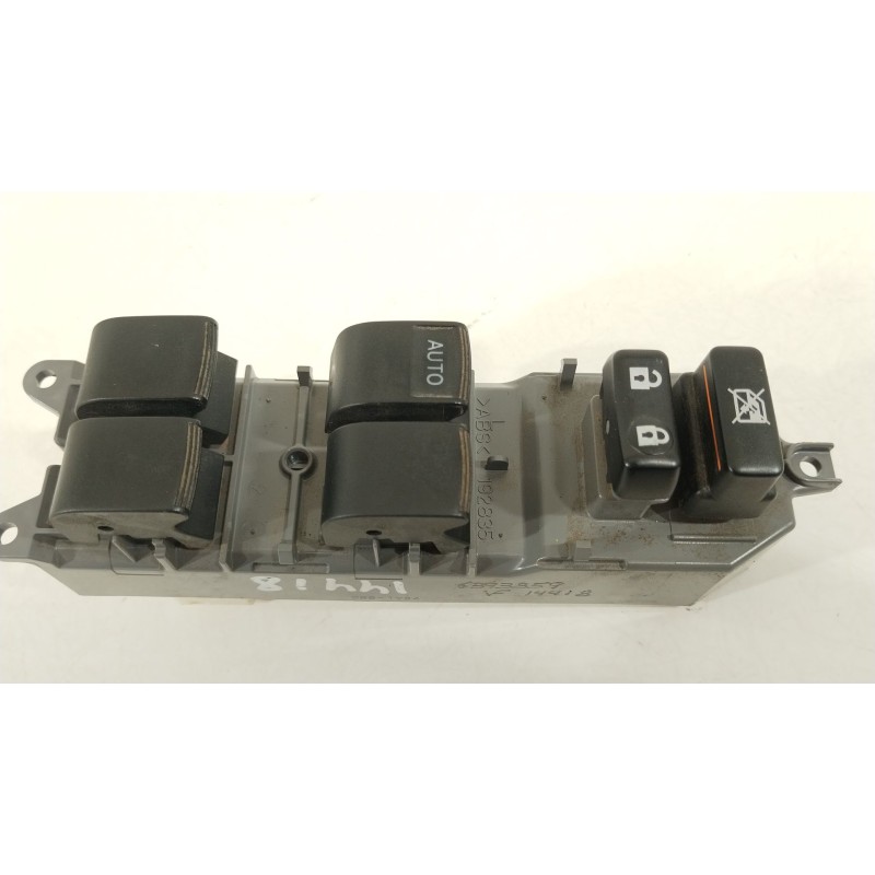 Recambio de mando elevalunas delantero izquierdo para toyota yaris (_p13_) 1.5 hybrid (nhp130_) referencia OEM IAM 8482002320 08