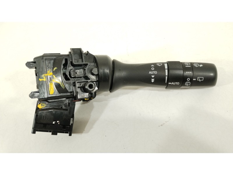 Recambio de mando limpia para toyota yaris (_p13_) 1.5 hybrid (nhp130_) referencia OEM IAM 846520D190  