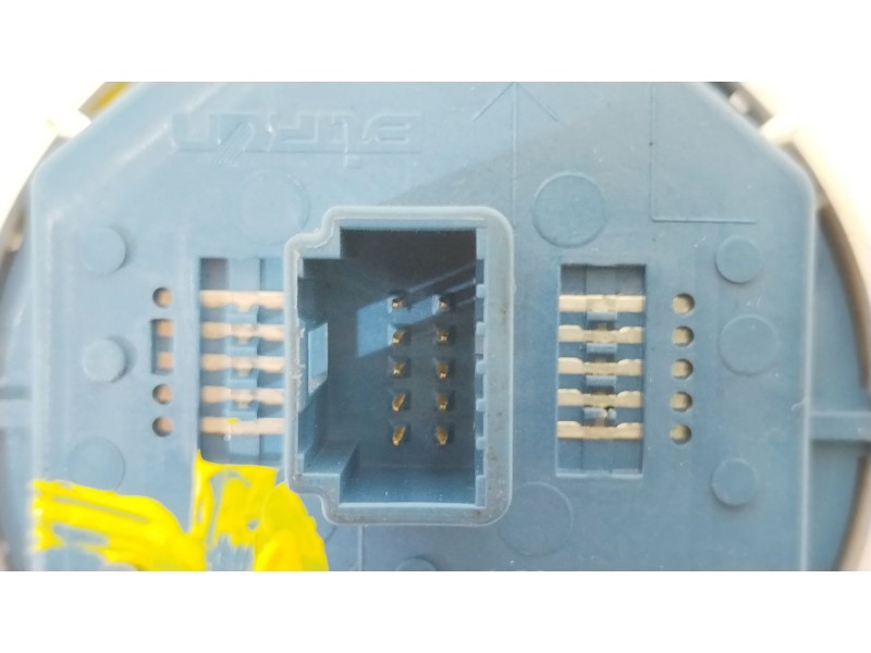 Recambio de warning para toyota yaris (_p13_) 1.5 hybrid (nhp130_) referencia OEM IAM 839500D100  