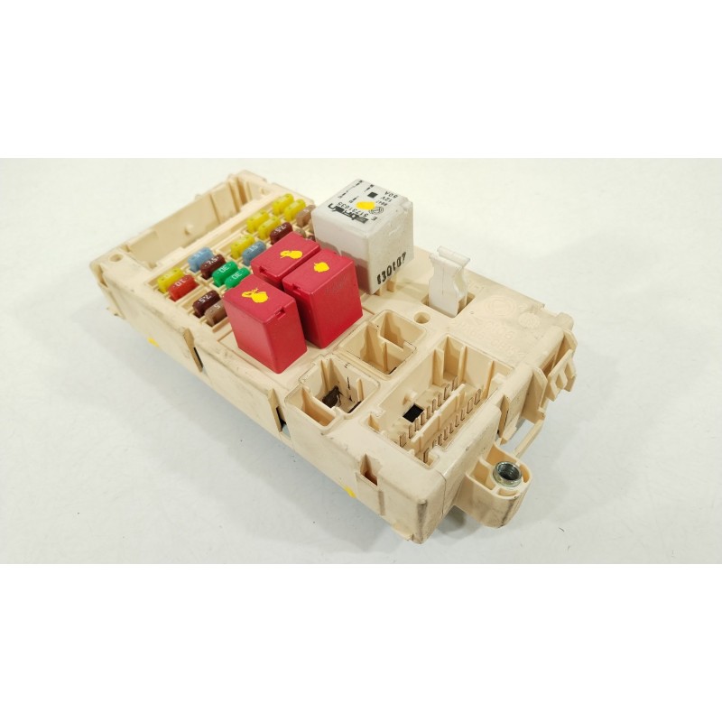 Recambio de caja reles / fusibles para fiat bravo ii (198_) 1.9 d multijet (198axb1a) referencia OEM IAM 51786513  
