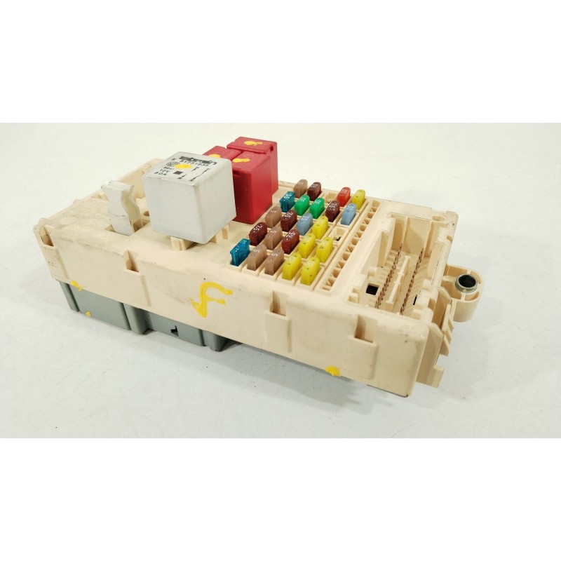 Recambio de caja reles / fusibles para fiat bravo ii (198_) 1.9 d multijet (198axb1a) referencia OEM IAM 51786513  