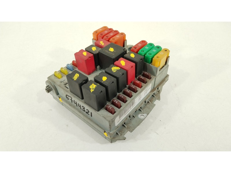Recambio de caja reles / fusibles para fiat bravo ii (198_) 1.9 d multijet (198axb1a) referencia OEM IAM 51775688  