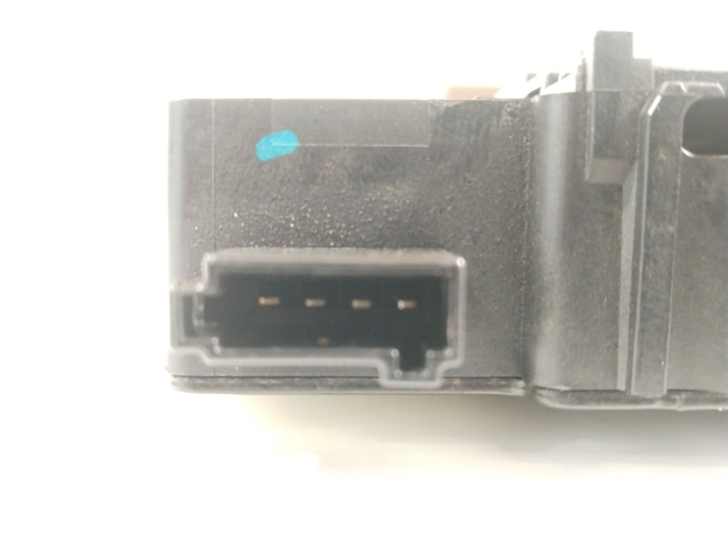 Recambio de cerradura maletero / porton para chevrolet cruze (j300) 2.0 cdi referencia OEM IAM 13501988 687996079 