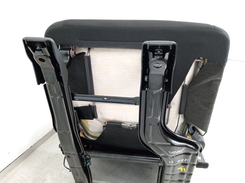 Recambio de asiento trasero izquierdo para kia sorento () referencia OEM IAM 89100P2050MQV 89300P2260MQV 89310P2030