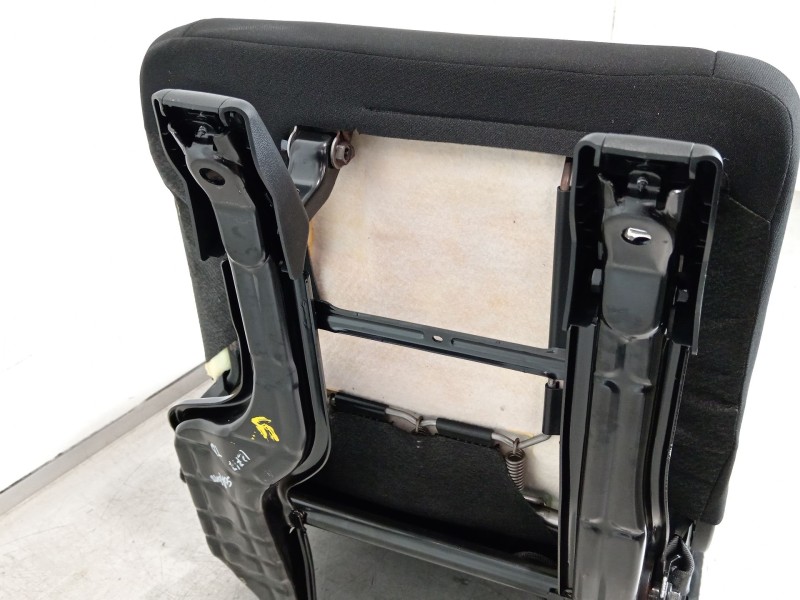 Recambio de asiento trasero derecho para kia sorento () referencia OEM IAM 89200P2050MQV 89400P2260MQV 89600P2080