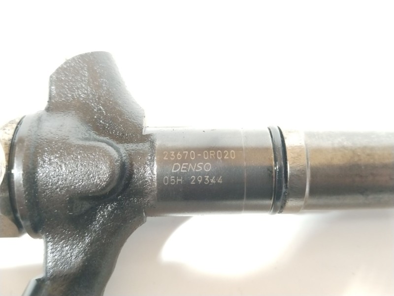 Recambio de inyector para toyota rav 4 iii (_a3_) 2.2 d 4wd (ala30_) referencia OEM IAM 236700R020  