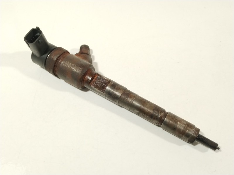 Recambio de inyector para opel corsa d catch me referencia OEM IAM 0445110163 93190435 