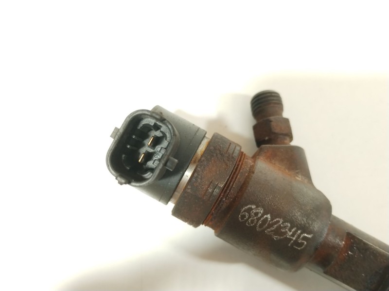 Recambio de inyector para opel corsa d catch me referencia OEM IAM 0445110163 93190435 