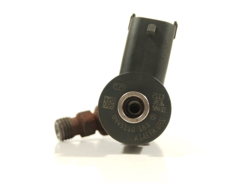 Recambio de inyector para opel corsa d catch me referencia OEM IAM 0445110163 93190435 