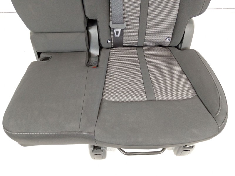 Recambio de asientos tercera fila para kia sorento () referencia OEM IAM 89A30P2030MQV 89A10P2041MQV 