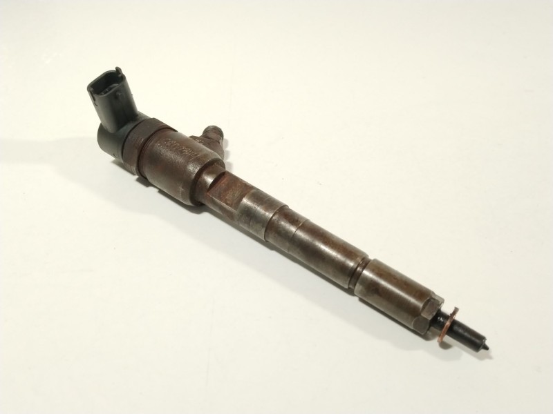 Recambio de inyector para opel corsa d catch me referencia OEM IAM 0445110163 93190435 