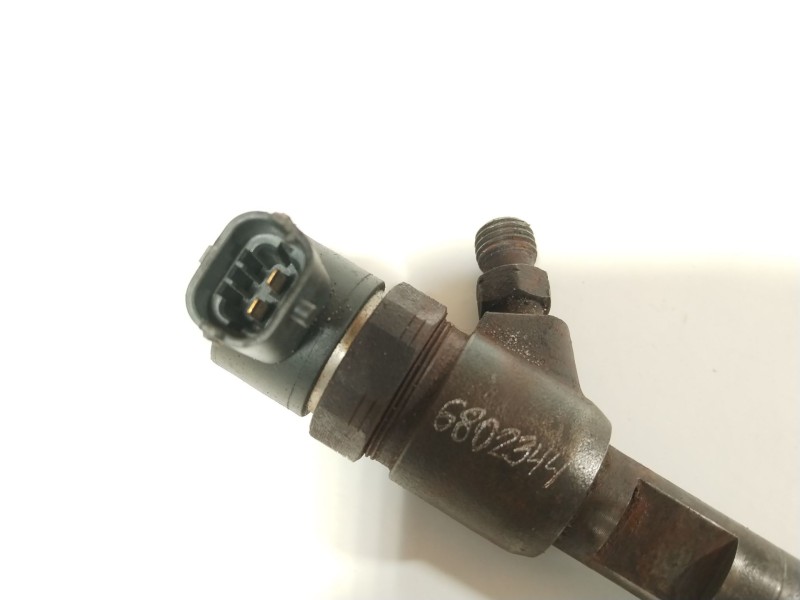 Recambio de inyector para opel corsa d catch me referencia OEM IAM 0445110163 93190435 