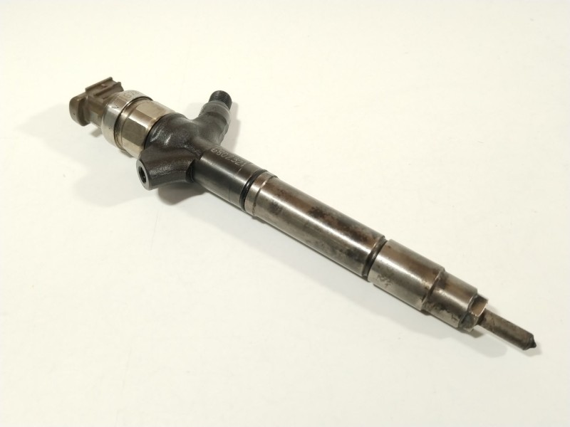 Recambio de inyector para toyota rav 4 iii (_a3_) 2.2 d 4wd (ala30_) referencia OEM IAM 236700R020  