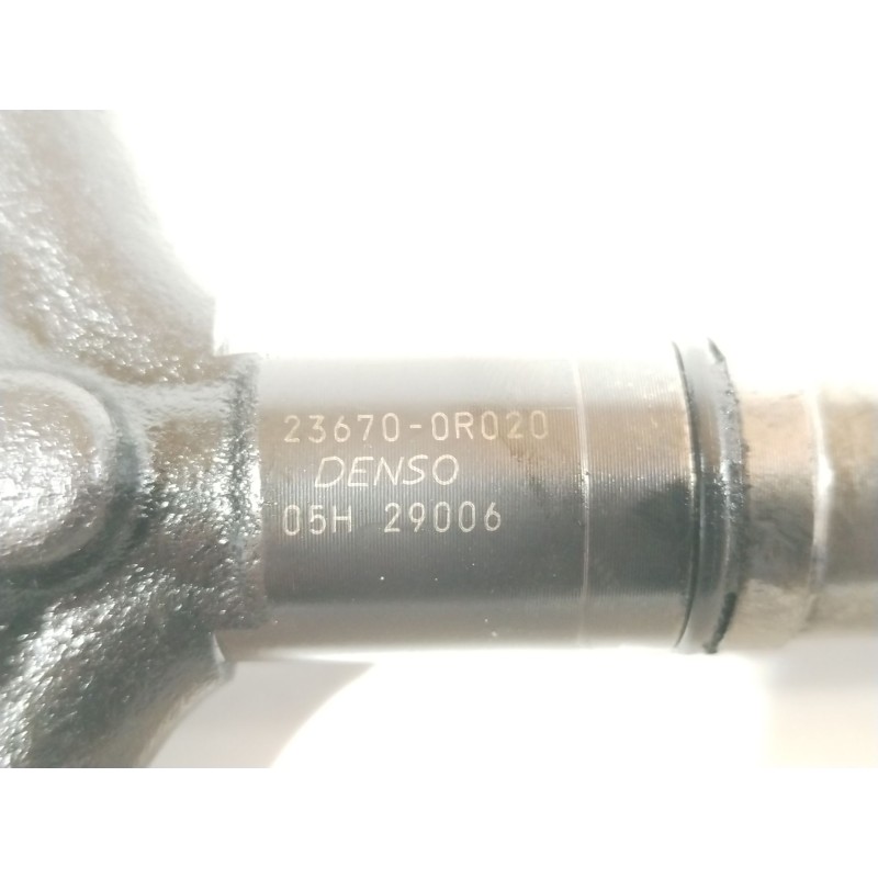 Recambio de inyector para toyota rav 4 iii (_a3_) 2.2 d 4wd (ala30_) referencia OEM IAM 236700R020  