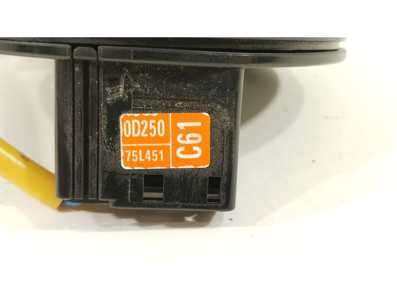 Recambio de anillo airbag para toyota yaris (_p13_) 1.5 hybrid (nhp130_) referencia OEM IAM 843070D250 892450D020 