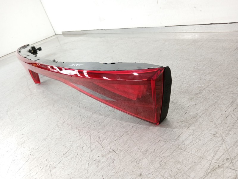 Recambio de piloto trasero central para cupra leon (kl1, ku1, kug) 2.0 tsi referencia OEM IAM 5FA945307M LC53539 