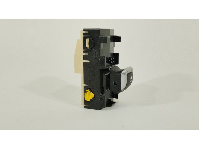 Recambio de mando elevalunas trasero izquierdo para kia sorento () referencia OEM IAM 93581P2200WK  