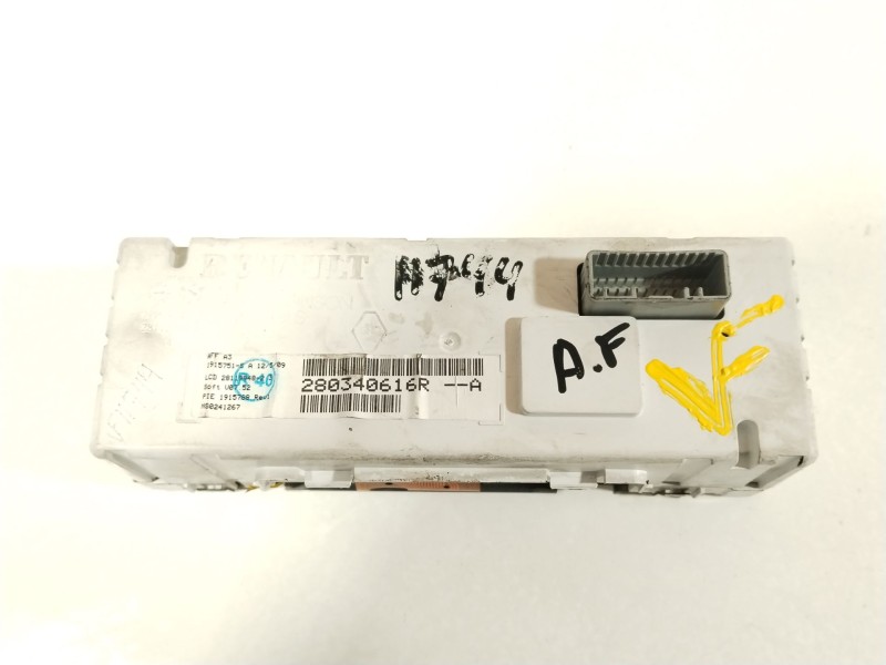 Recambio de pantalla multifuncion para renault megane iii sport tourer dynamique referencia OEM IAM 280340616R  