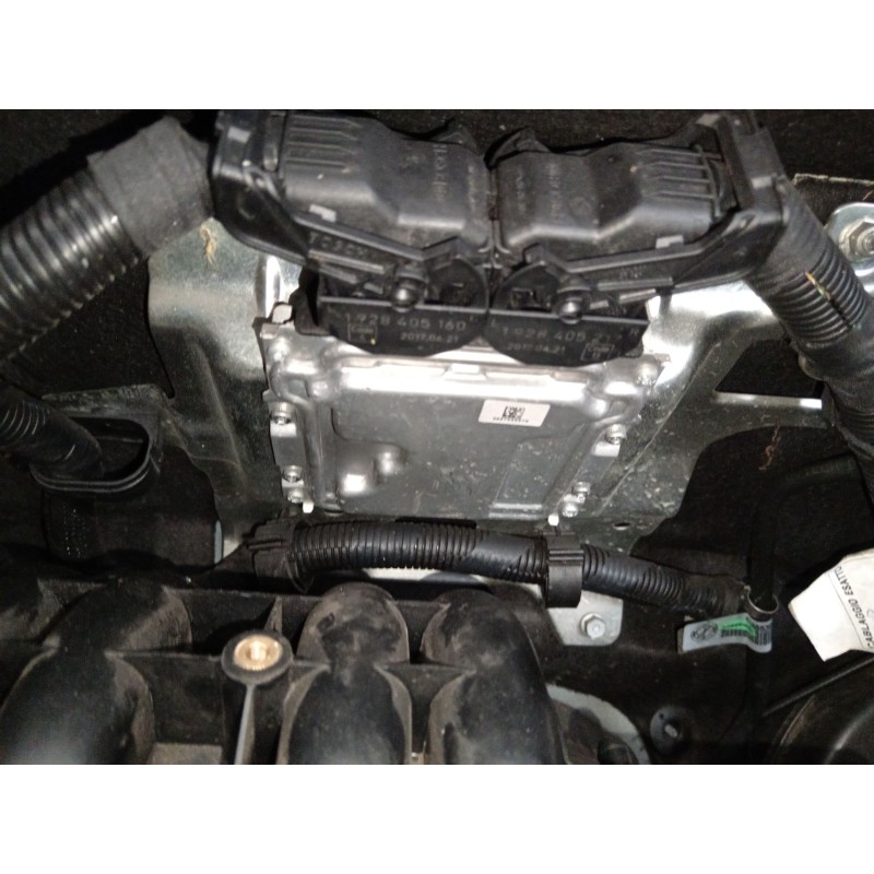 Recambio de centralita motor uce para fiat 500l (351_, 352_) 1.4 (199lyb1b) referencia OEM IAM 55279465 0261S09313 