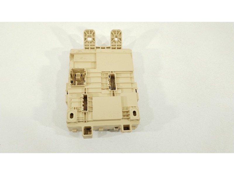 Recambio de caja reles / fusibles para kia sorento () referencia OEM IAM 91903P4742 D74D 
