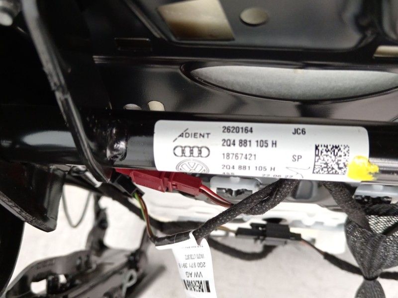 Recambio de asiento delantero izquierdo para seat ibiza (kj1) fr ib referencia OEM IAM 2Q4881105H  