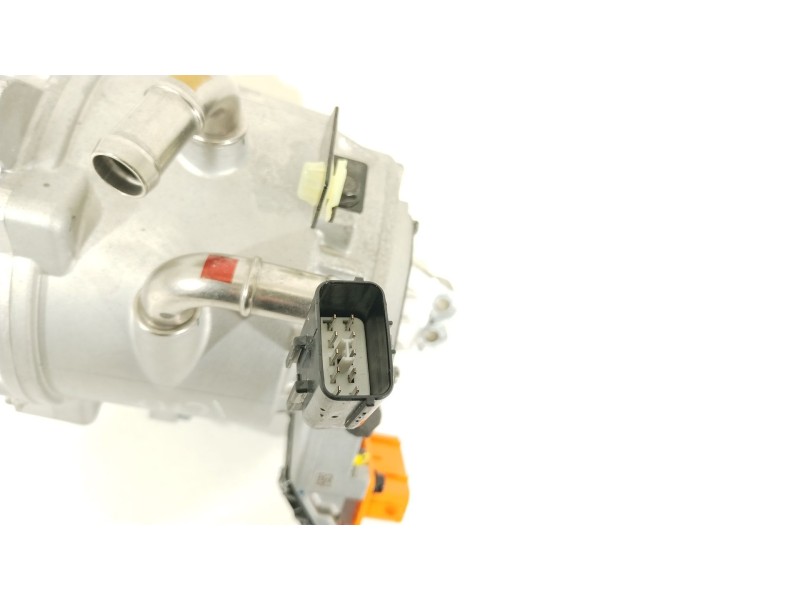 Recambio de alternador para kia sorento () referencia OEM IAM 373902M900  