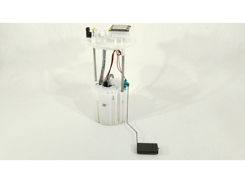 Recambio de bomba combustible para kia sorento () referencia OEM IAM 31110P4200 1000M36440 