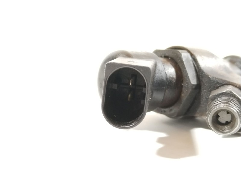 Recambio de inyector para citroën xsara picasso 2.0 hdi vivace referencia OEM IAM 9652173780  