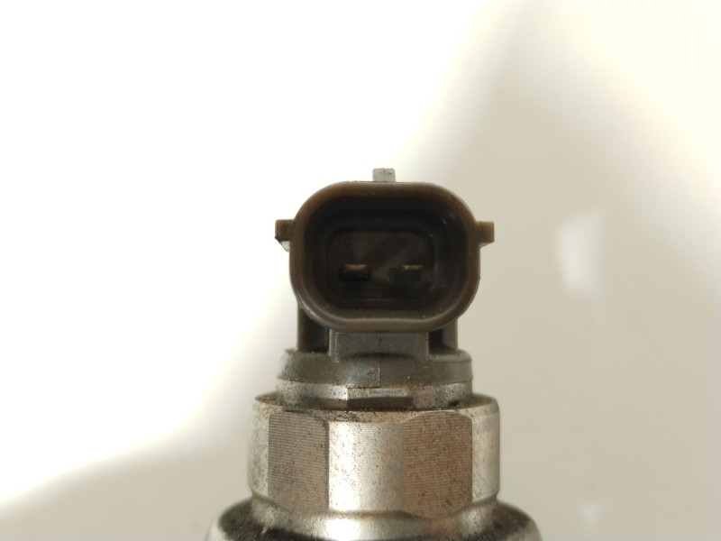 Recambio de inyector para opel astra j lim. cosmo referencia OEM IAM 97376270 8973762703 