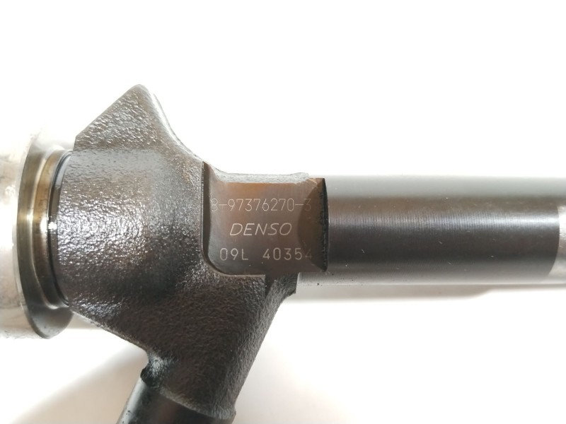 Recambio de inyector para opel astra j lim. cosmo referencia OEM IAM 97376270 8973762703 