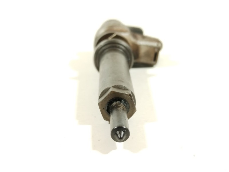 Recambio de inyector para citroën xsara picasso 2.0 hdi vivace referencia OEM IAM 9652173780  
