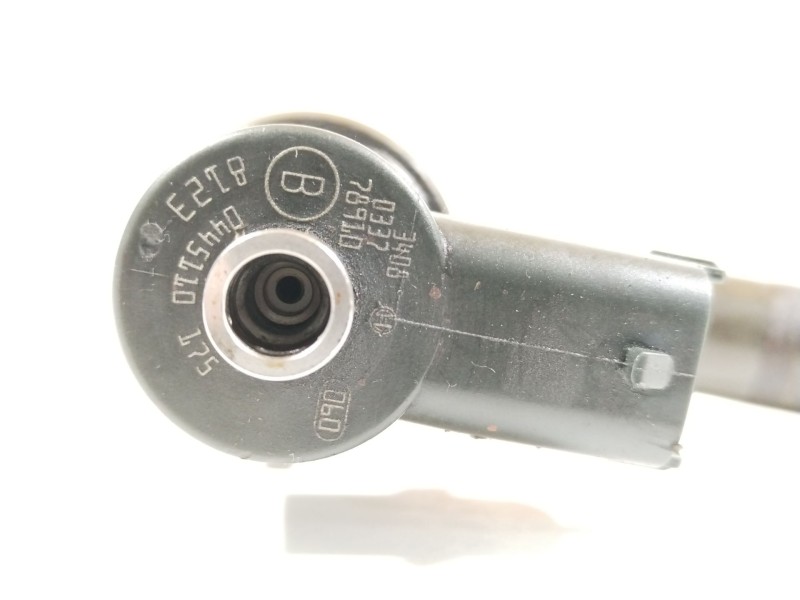 Recambio de inyector para opel astra h (a04) 1.7 cdti (l48) referencia OEM IAM 0445110175  