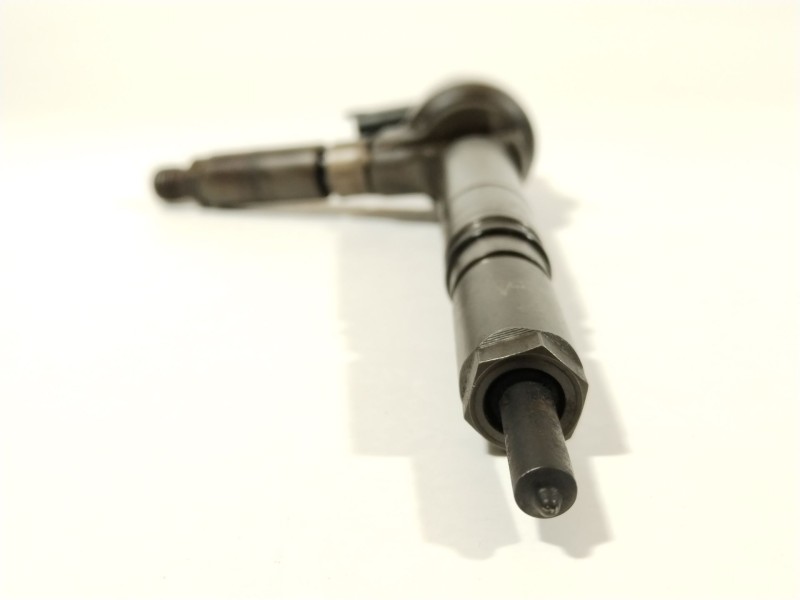 Recambio de inyector para opel astra h (a04) 1.7 cdti (l48) referencia OEM IAM 0445110175  