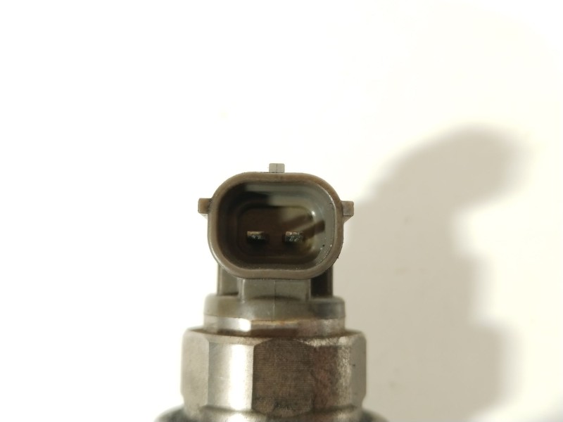Recambio de inyector para opel astra j lim. cosmo referencia OEM IAM 97376270 8973762703 