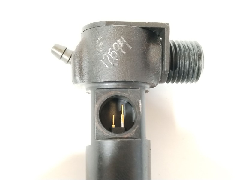 Recambio de inyector para kia cee´d spirit referencia OEM IAM 338002A780 EMBR00203D 120507