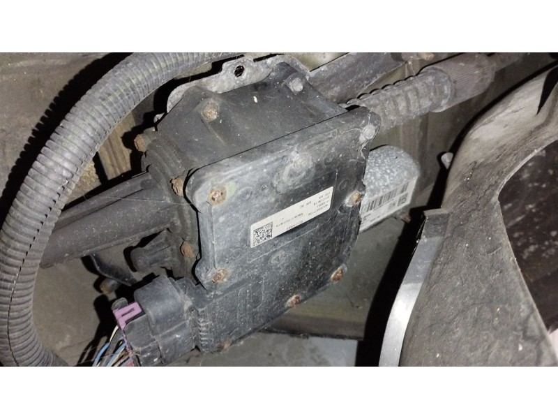 Recambio de freno de mano electrico para opel astra j (p10) 2.0 cdti (68) referencia OEM IAM 13334738  