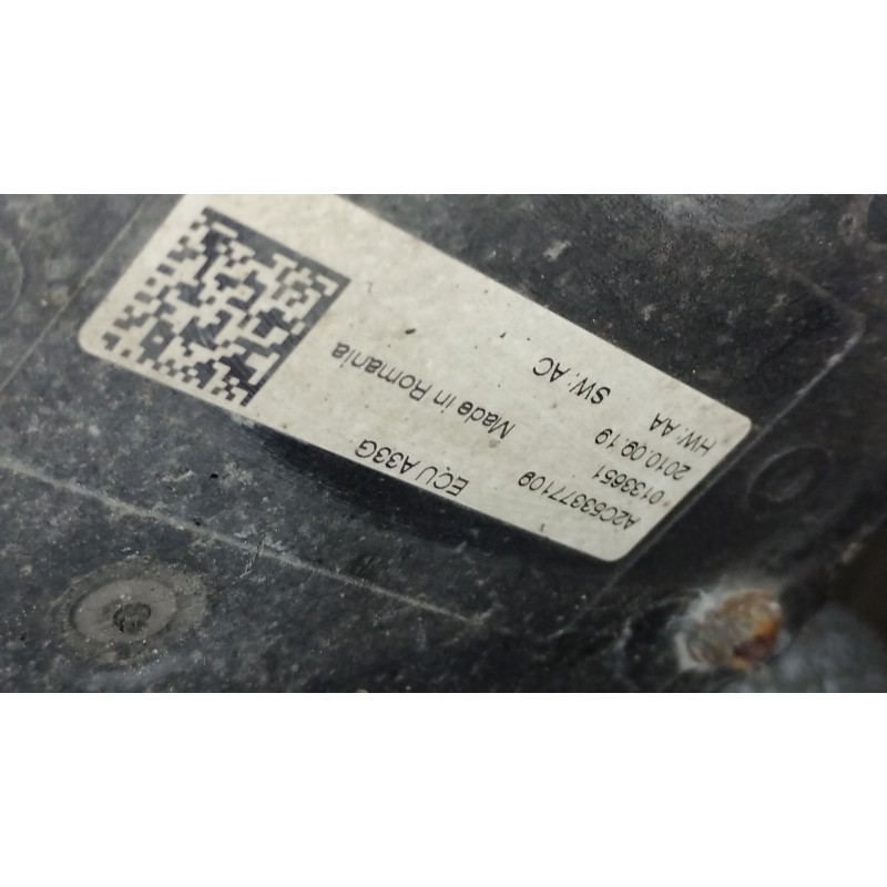 Recambio de freno de mano electrico para opel astra j (p10) 2.0 cdti (68) referencia OEM IAM 13334738  