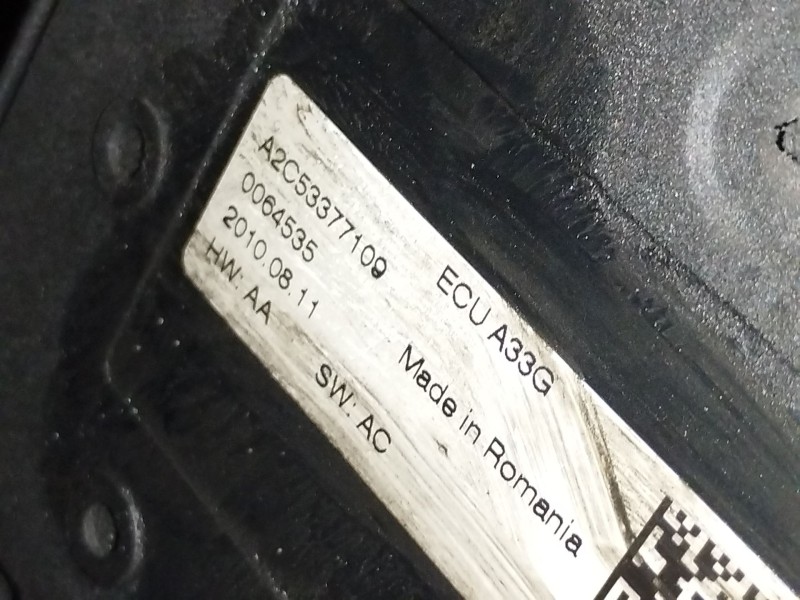 Recambio de freno de mano electrico para opel insignia berlina cosmo referencia OEM IAM 20917024 A2C53401771 